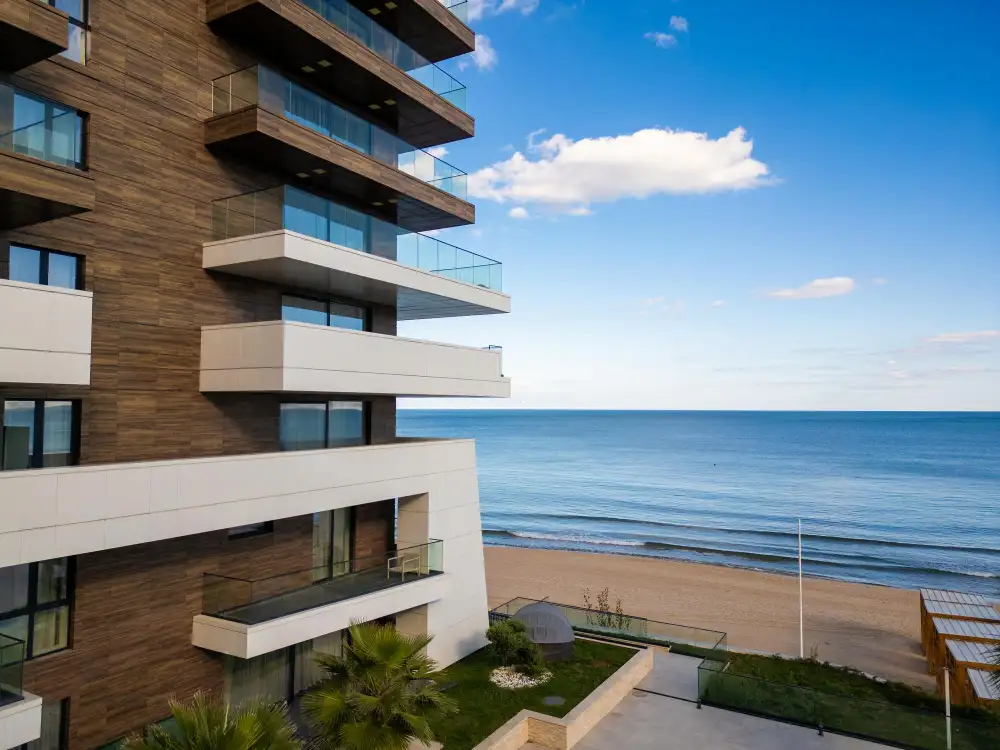Premium holiday home with pool